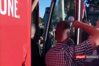 معترضان با سنگ نخست وزیر کانادا را بدرقه کردند