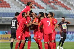 گزارش زنده؛ فولاد 1 - پرسپولیس 0