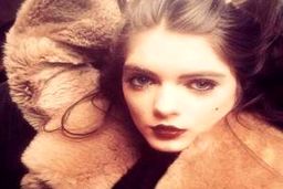 خوشگلی زیاد برای این دختر جوان دردسر آفرید