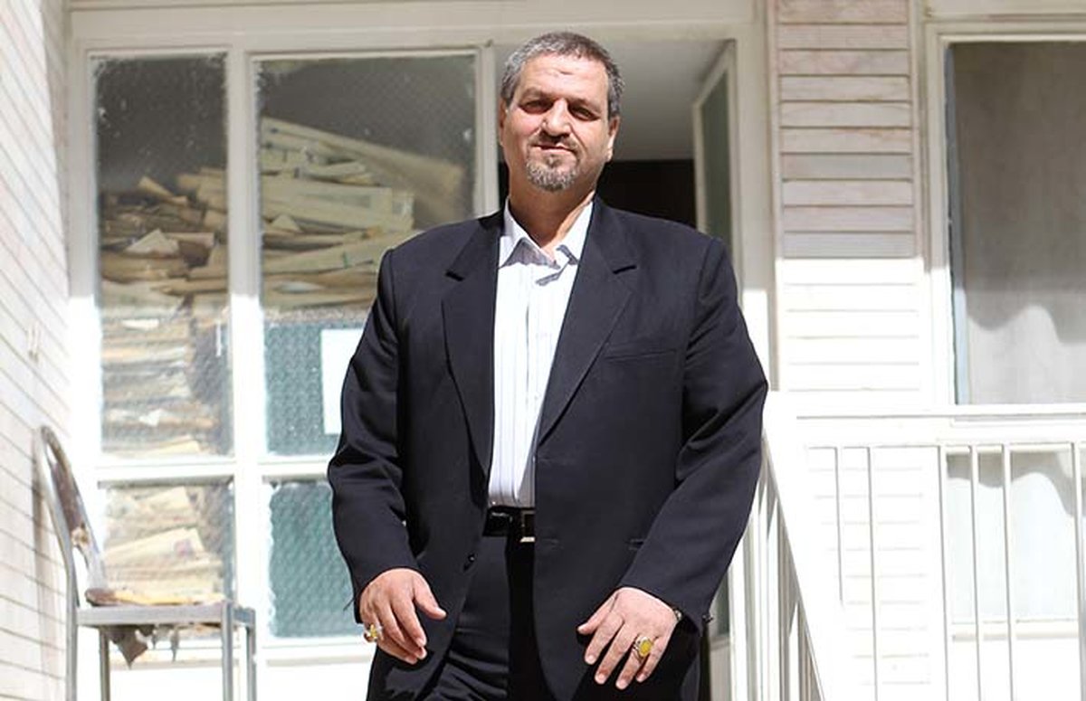 کواکبیان: به قیافه احمدینژاد نمیخورد مدافع آزادی باشد/ آنها که مدعی نظر امام زمان به او بودند چرا ساکت اند؟