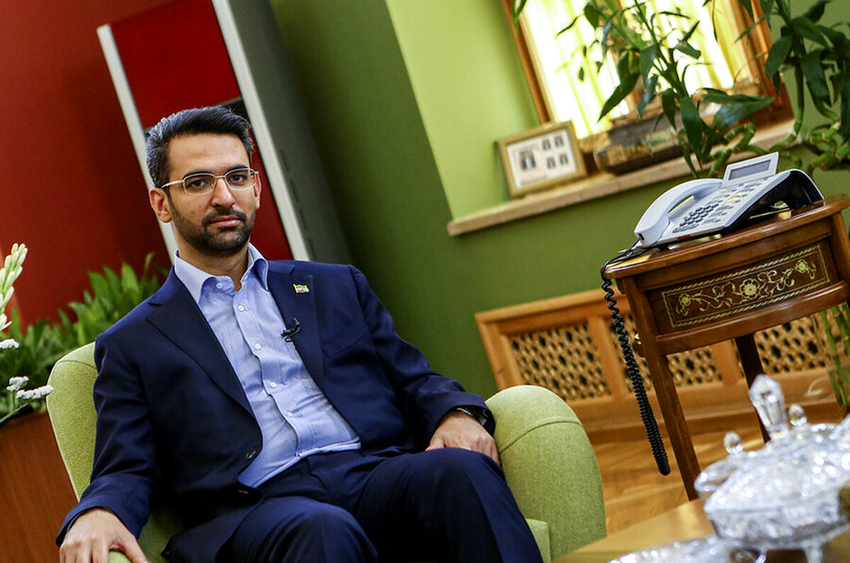 وزیر ارتباطات با نخست‌وزیر قطر دیدار کرد