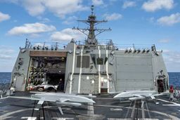 رونمایی پنتاگون از پهپادهای عمودپرواز ناونشین + عکس