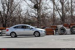 گزارش تصویری/ تست درایو خودروهای لوکسوژن در پیست اتومبیل‌رانی ورزشگاه آزادی (عکس)