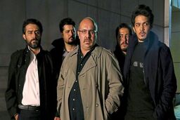 یا ‎گاندو تعطیل شود یا ‎روحانی را محاکمه کنید
