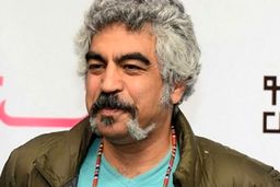 مهران مدیری سبیل‌های سروش صحت را زد! +عکس