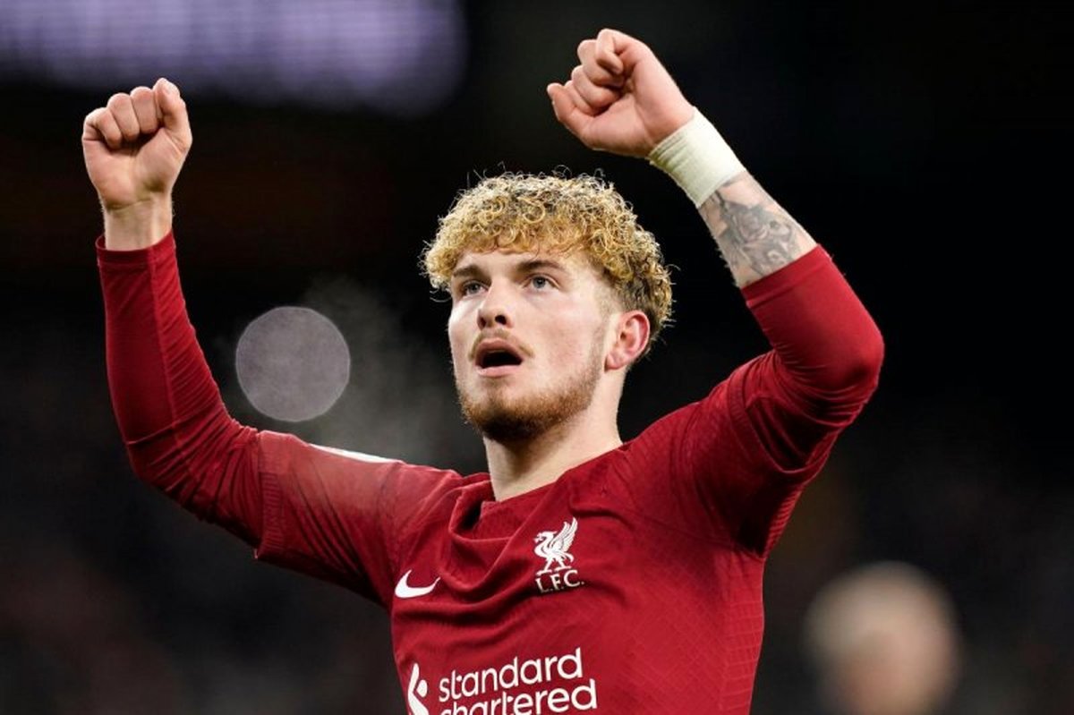 به خاطر  خانواده ام لیورپول را به رئال ترجیح دادم