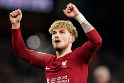 به خاطر  خانواده ام لیورپول را به رئال ترجیح دادم