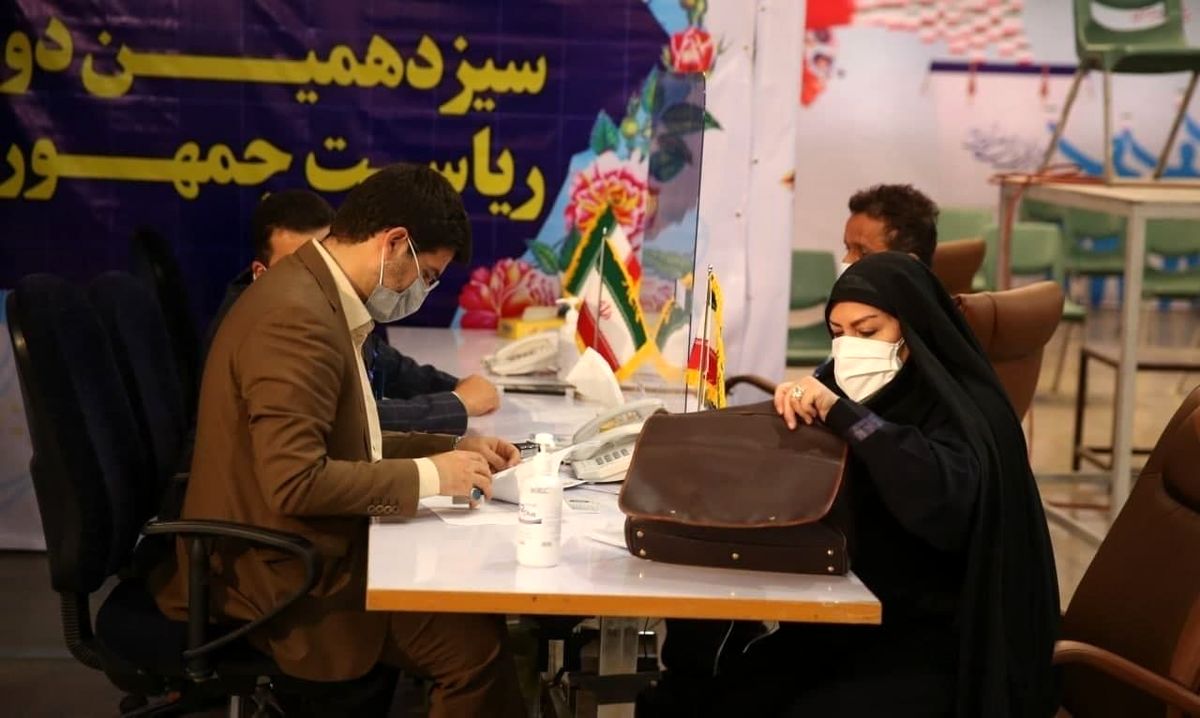 زنی که چراغ ثبت‌نام انتخابات ریاست جمهوری را روشن کرد