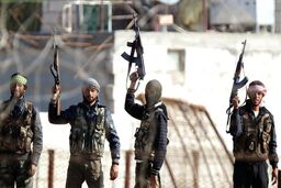 تسخیر فرودگاه حلب توسط تروریست های تحریرالشام + عکس
