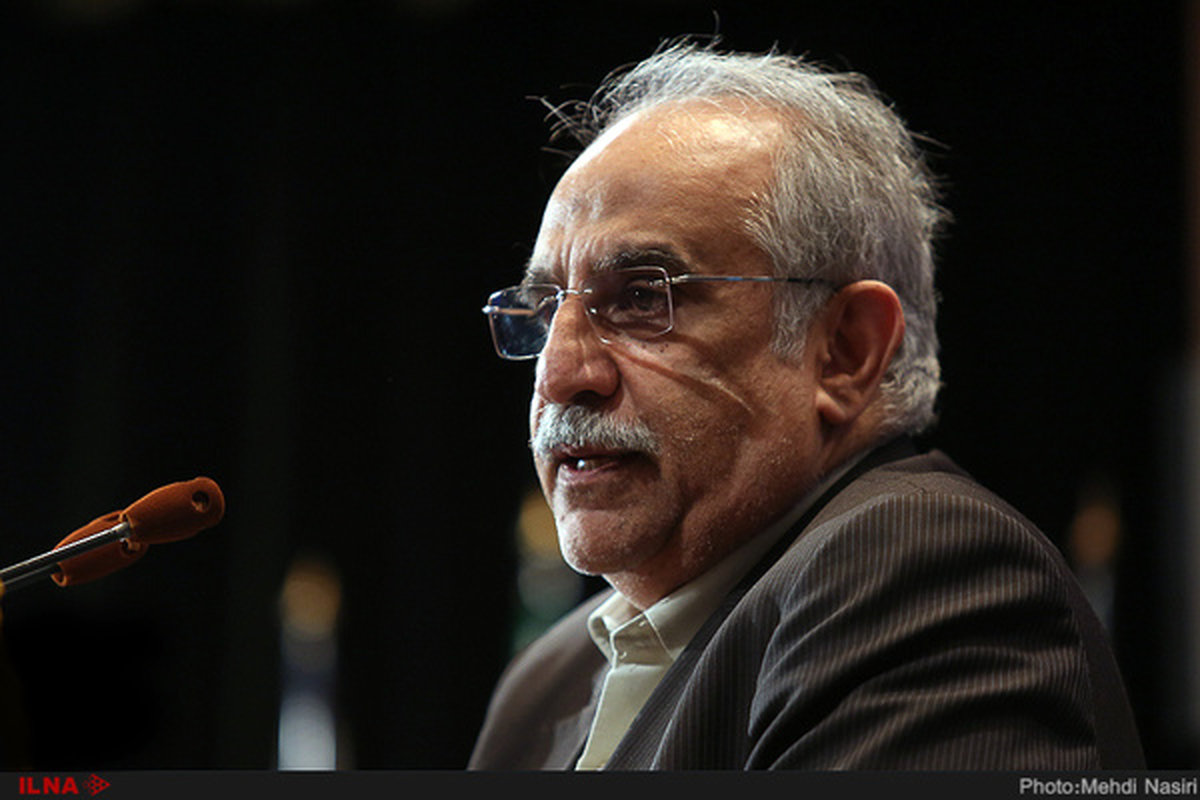 سهم دولتی بیمههای البرز و دانا واگذار میشود/ فروش اموال مازاد بانکها در دستوکار داریم