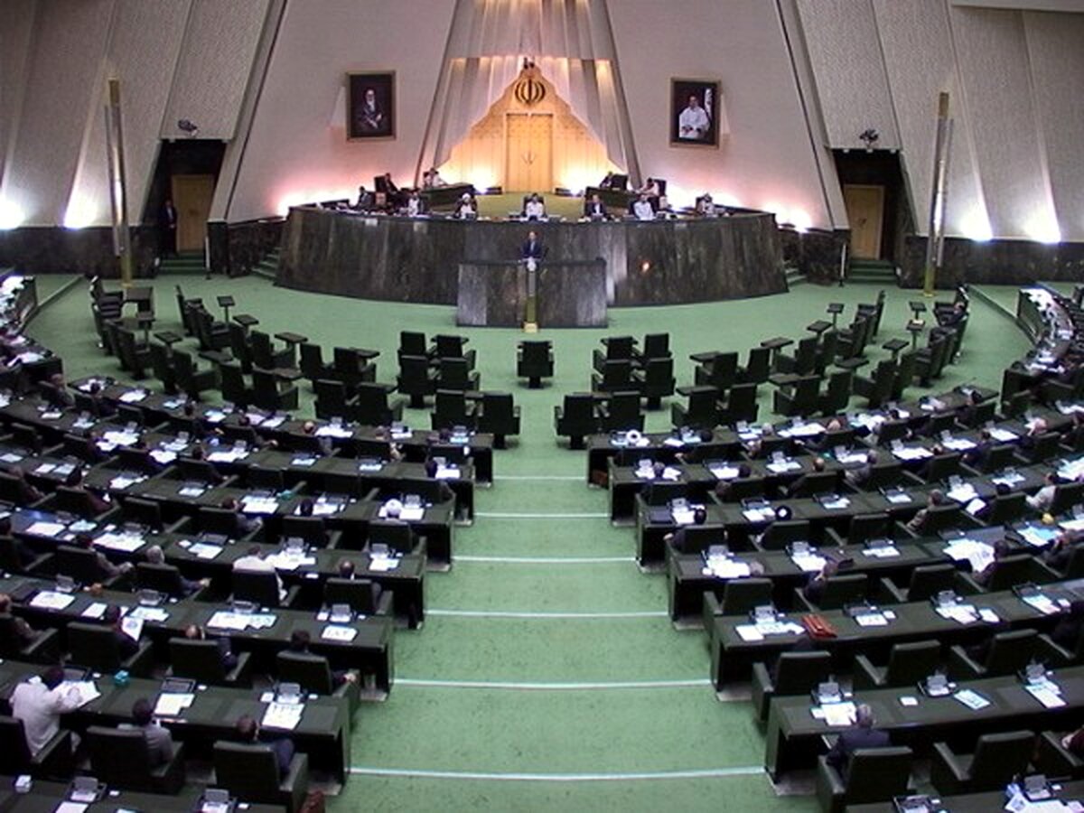 یک‌ چهارم نمایندگان در رای‌گیری‌‌های مهم مجلس حضور ندارند!