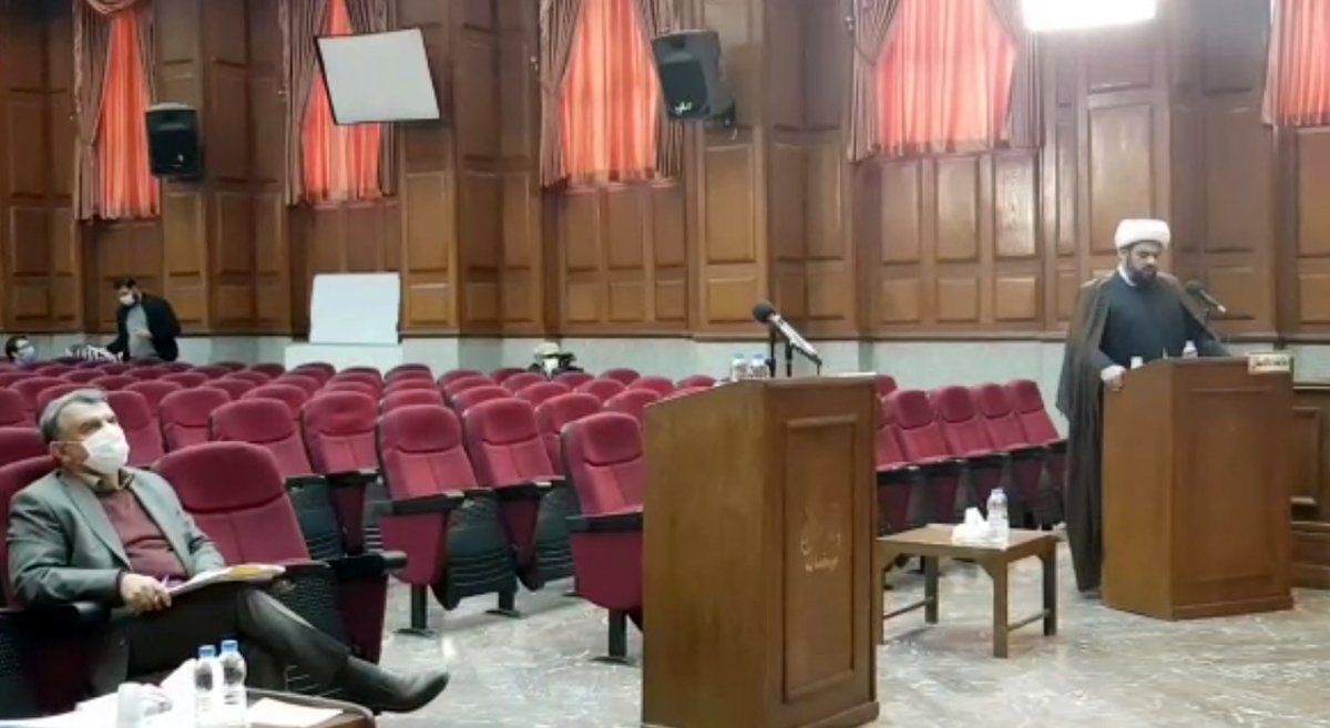 جزئیات اتهامات رئیس اسبق سازمان خصوصی سازی؛ پوری حسینی پای میز محاکمه رفت