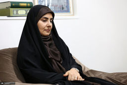 بازرسی از فرزانه صادق وزیر راه در فرودگاه جنجالی شد