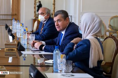 دکتر ظریف