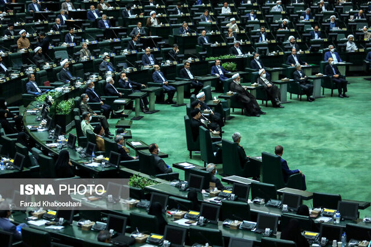 فاضلی: مجلس مقابل دولت نیست
