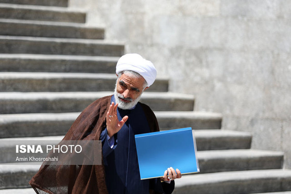 آمادگی مجید انصاری برای مناظره با اعضای شورای نگهبان درباره سپنتا نیکنام