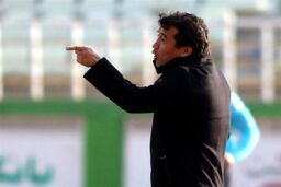 عزیزی: پرسپولیس مدعی اول قهرمانی است/ جنس استقلالی‌ها جور نیست