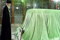 حضور رهبر انقلاب در مرقد امام خمینی(ره)