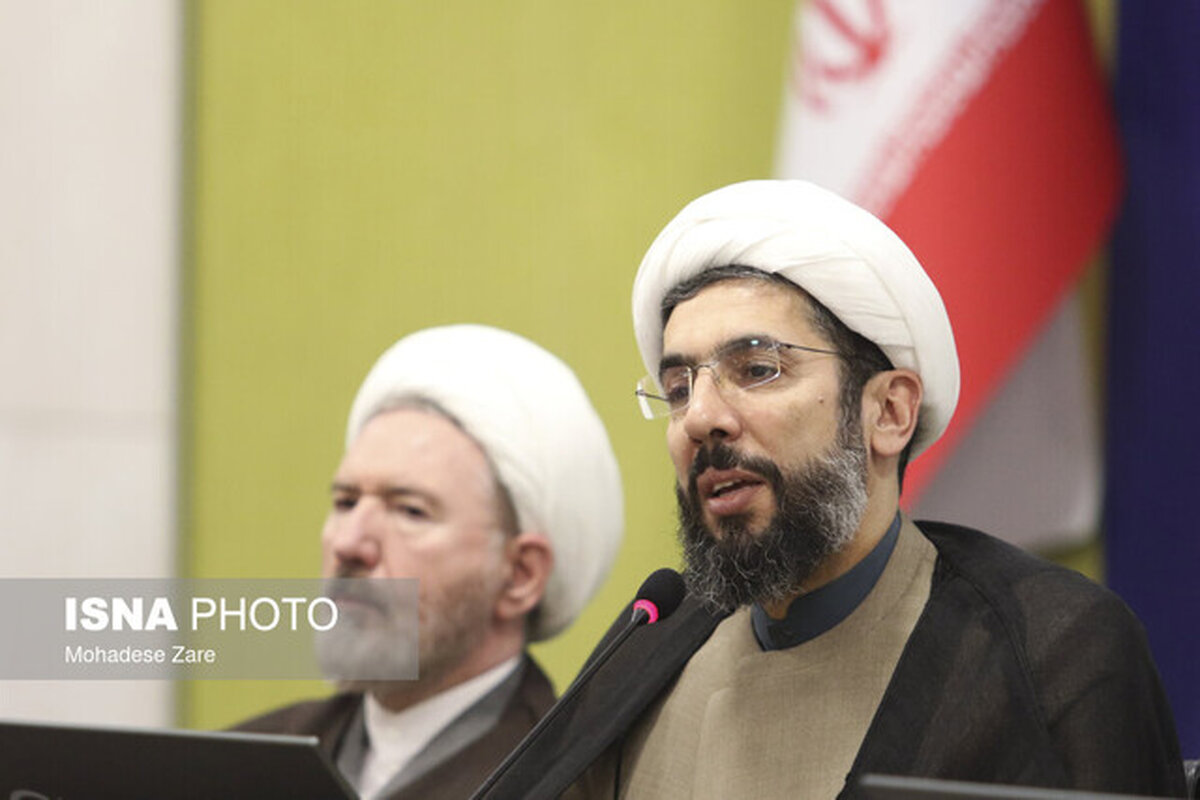 رئیس نهاد رهبری در دانشگاه‌ها: هیچ آدم عاقلی تصور نمی‌کند مسمومیت دانش‌آموزان دختر، کار نظام باشد