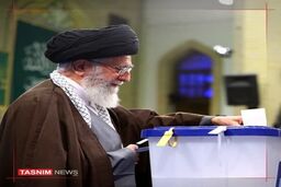رهبر انقلاب رای خود را به صندوق انداختند