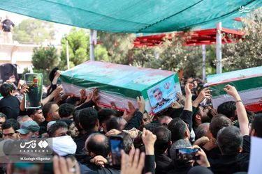 خاکسپاری شهید حاجی زاده 