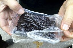 جاسازی ماهرانه تریاک در بار توت‌فرنگی + تصاویر
