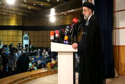 تعدادی از نمایندگان مجلس با رئیسی دیدار کردند