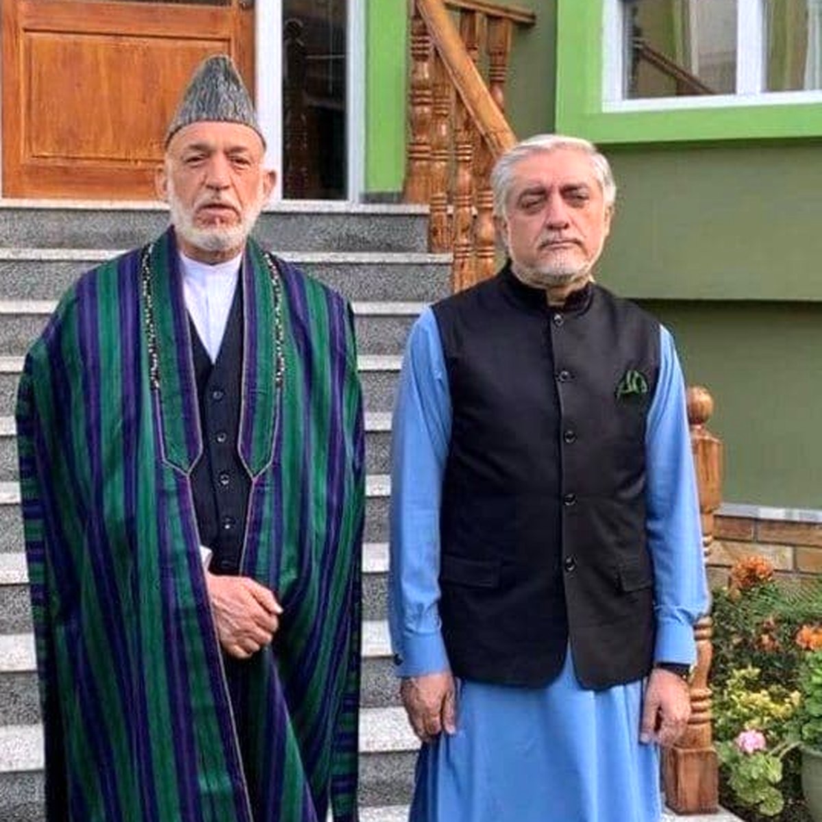 ادعای اسپوتنیک درباره وضعیت کرزای و عبدالله