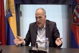 چرا PSG هر کاری دلش بخواهد انجام می‌دهد؟