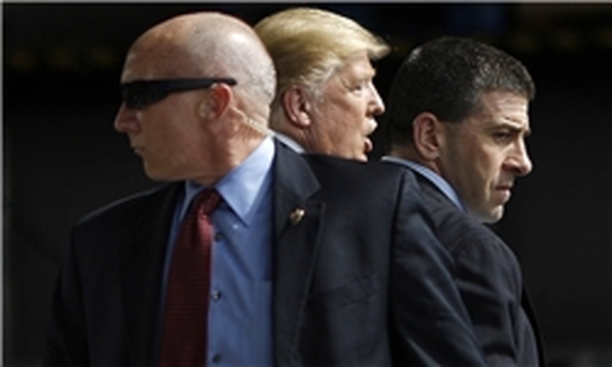 دیلیبیست: مکمستر به نمایندگان گفته ترامپ میخواهد برجام جلوی چشمش نباشد