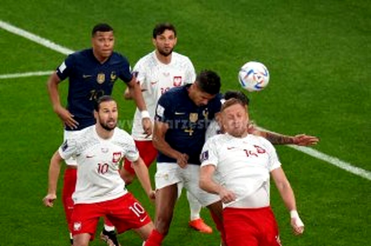 گزارش زنده، فرانسه 1 - لهستان 0