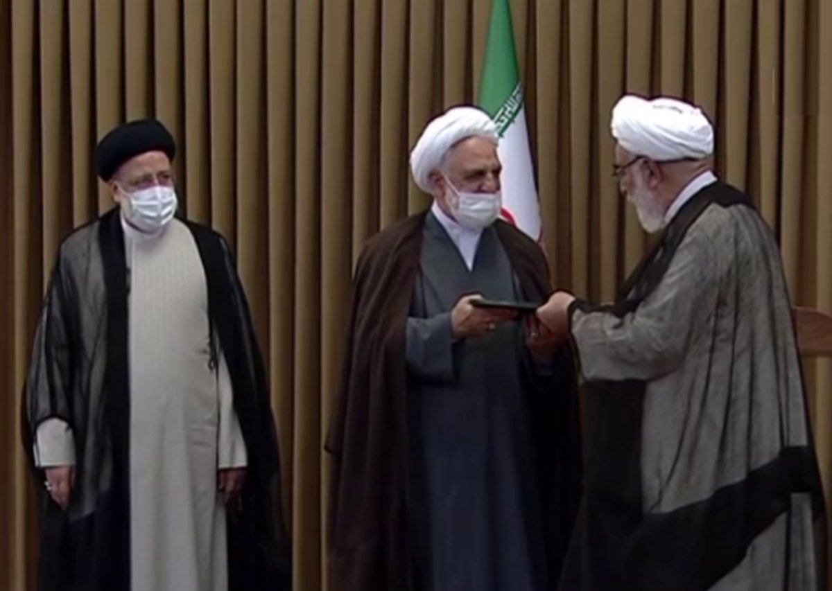 رؤسای قدیم و جدید دستگاه قضا تکریم و معارفه شدند