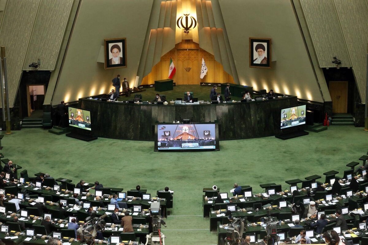 پیام مجلس به نیروی دریایی ارتش