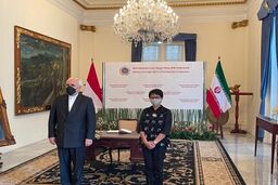 دیدار ظریف با وزیر خارجه اندونزی در جاکارتا