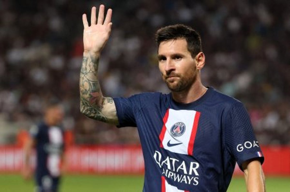 توافق نهائی: مسی به زودی با PSG تمدید میکند