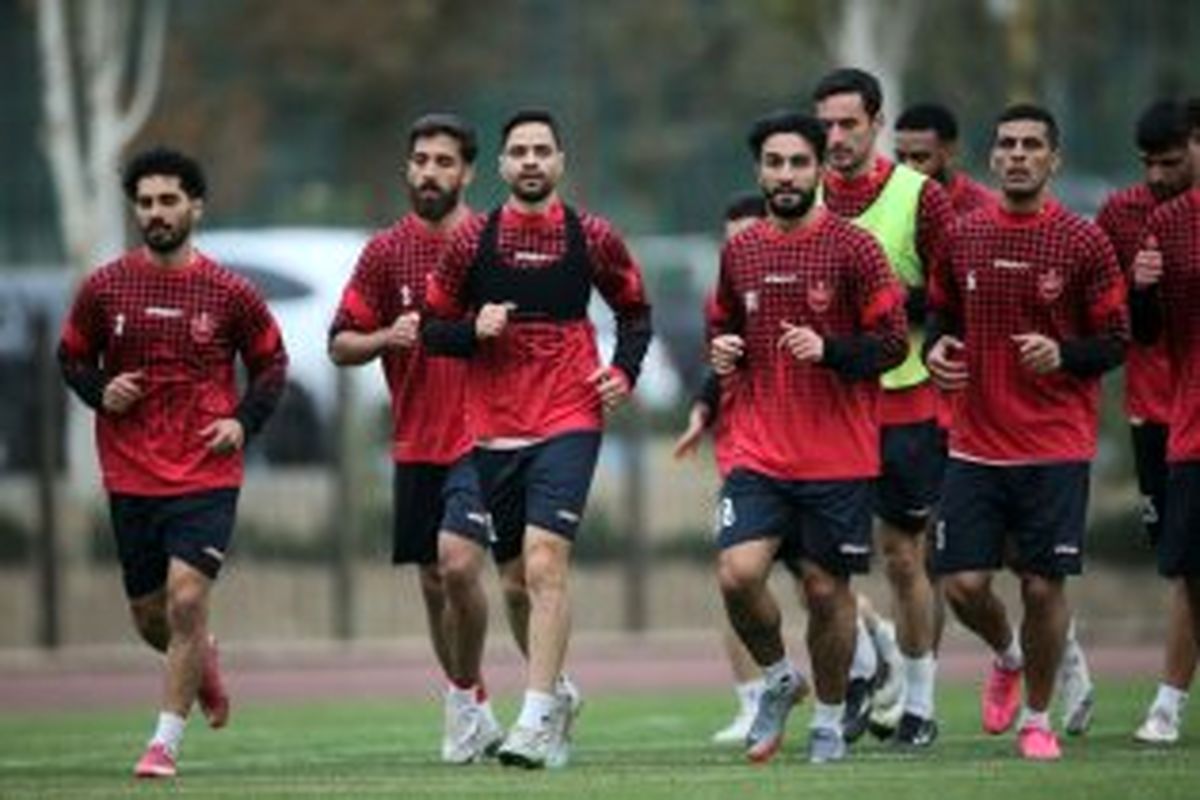 حضور بازیکنان پرسپولیس در باشگاه