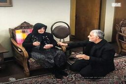مادر شهیدی که سردار سلیمانی از سوریه با او تماس میگرفت!