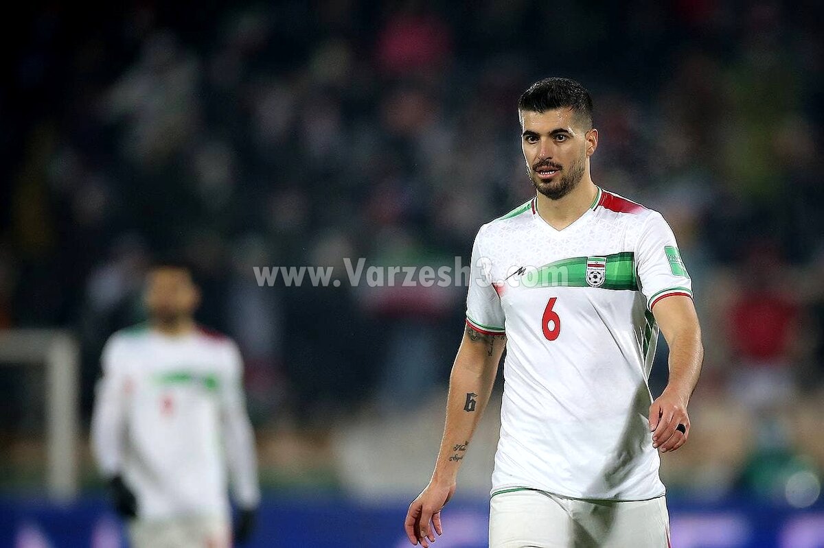 عزت اللهی و رزرو شماره شش برای جام جهانی (عکس)