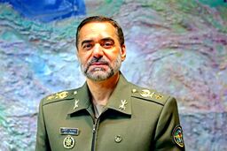 امیر آشتیانی: آمریکا با خِفت افغانستان را ترک کرد