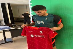 همبازی طارمی با پیراهن تیم کلوپ (عکس)