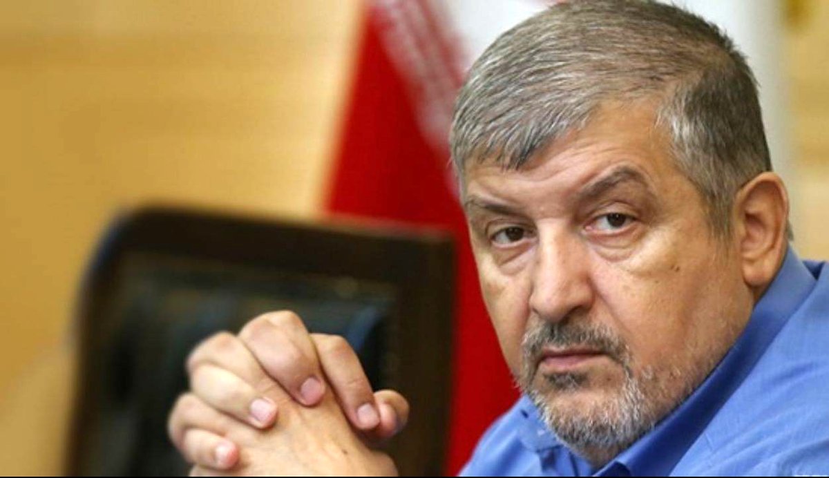 مشاور لاریجانی: آقای کوچک زاده تا لحظه آخر آویزان احمدینژاد بود