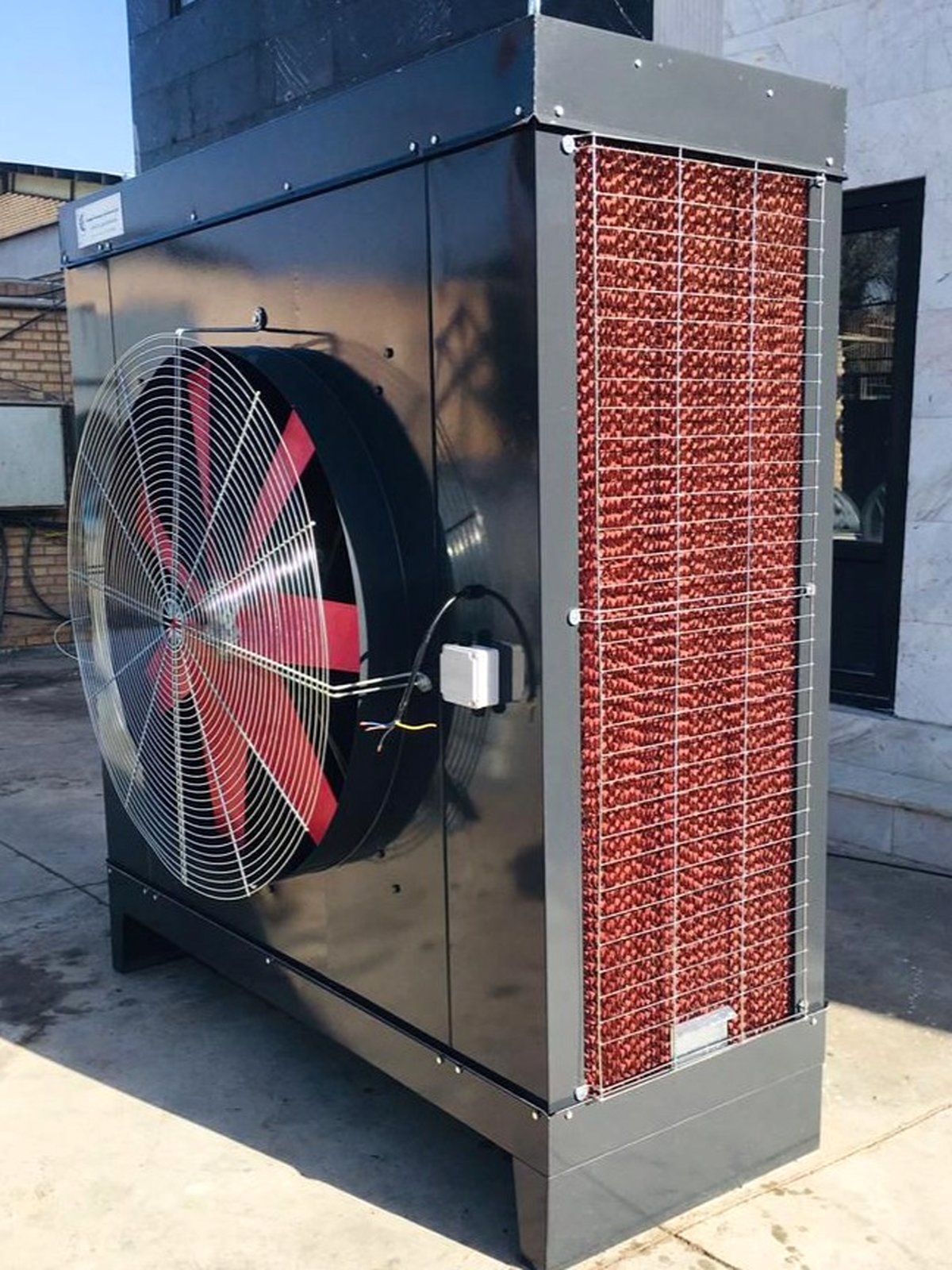 راهکارهای جامع تهویه، سرمایش و گردش هوا در فضاهای صنعتی و بزرگ