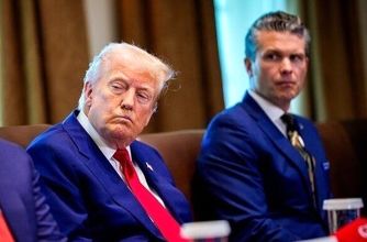 سی‌ان‌ان:ترامپ تهدید کرده در ایران مداخله خواهد کرد