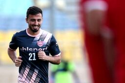 سعید صادقی همچنان زیر نظر  کادر پزشکی پرسپولیس