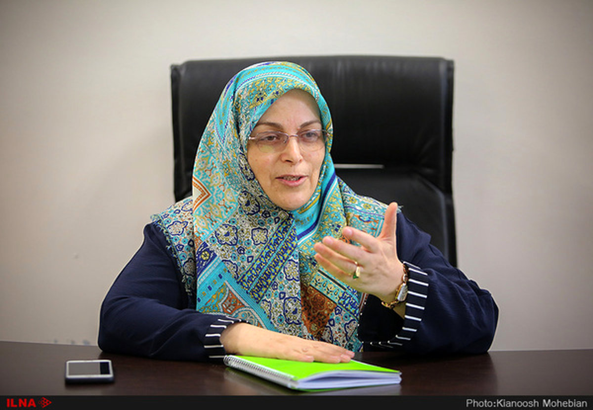 آذر منصوری: برخی میترسند لغو تحریمها به برگ برنده دولت تبدیل شود