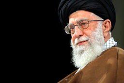 پیام رهبر انقلاب به نخستین اجلاسیه سراسری راویان ایثارگر
