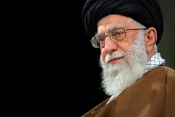 پیام رهبر انقلاب به نخستین اجلاسیه سراسری راویان ایثارگر