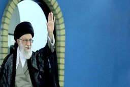 رهبر انقلاب با عفو یا تخفیف مجازات تعدادی از محکومان موافقت کردند