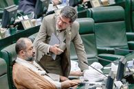 عصر مواجهه دلواپسان و دلخوشان