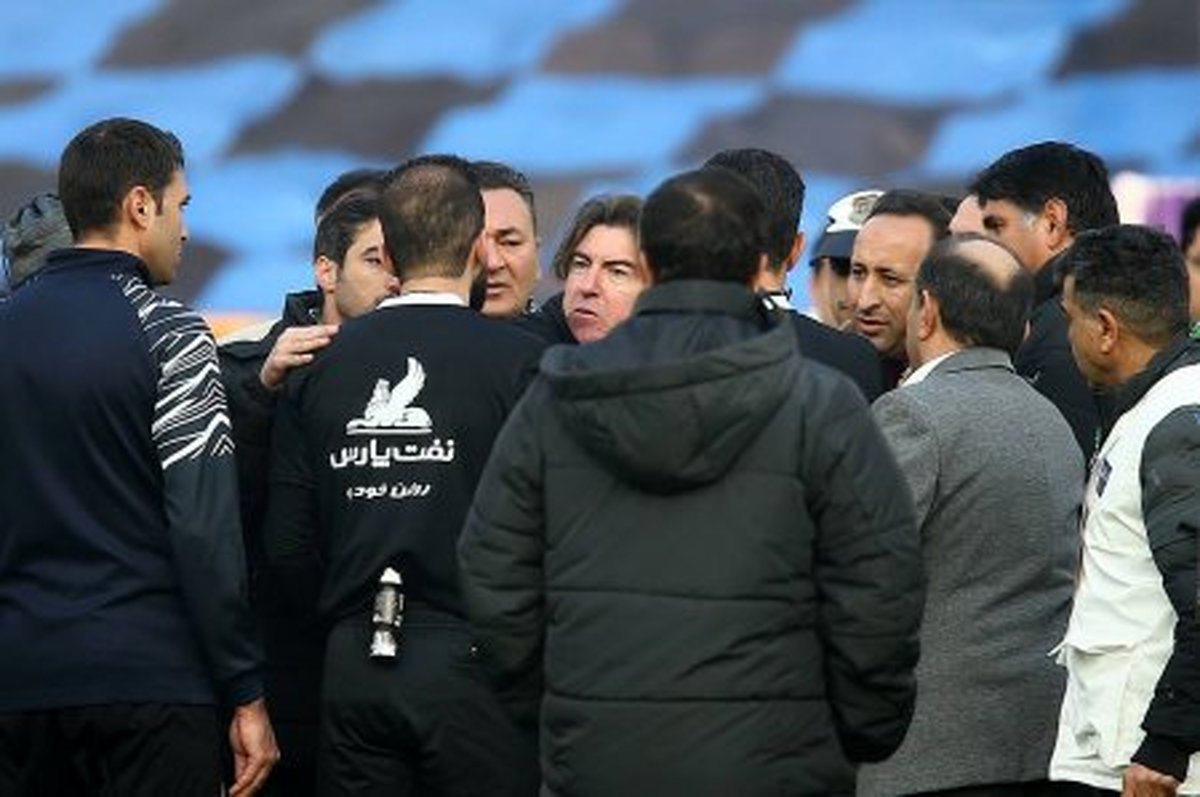 کارشناسی داوری: پنالتی استقلال، پنالتی‌های مس!